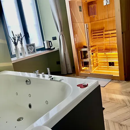 Lägenhet Marylin's Suite&spa Con Parcheggio Privato