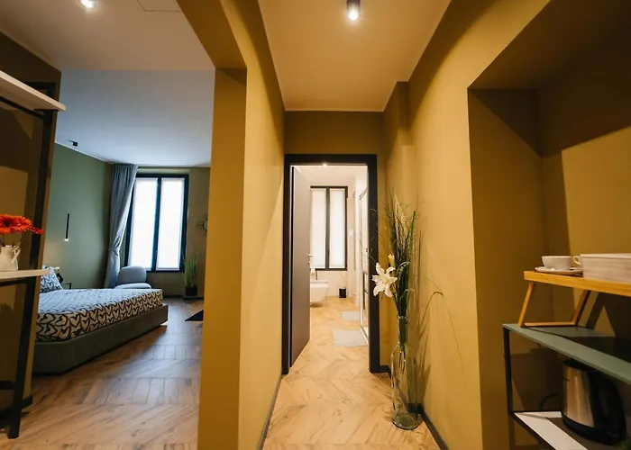 Maison Giulietta E Con Parcheggio Privato アパート コモ